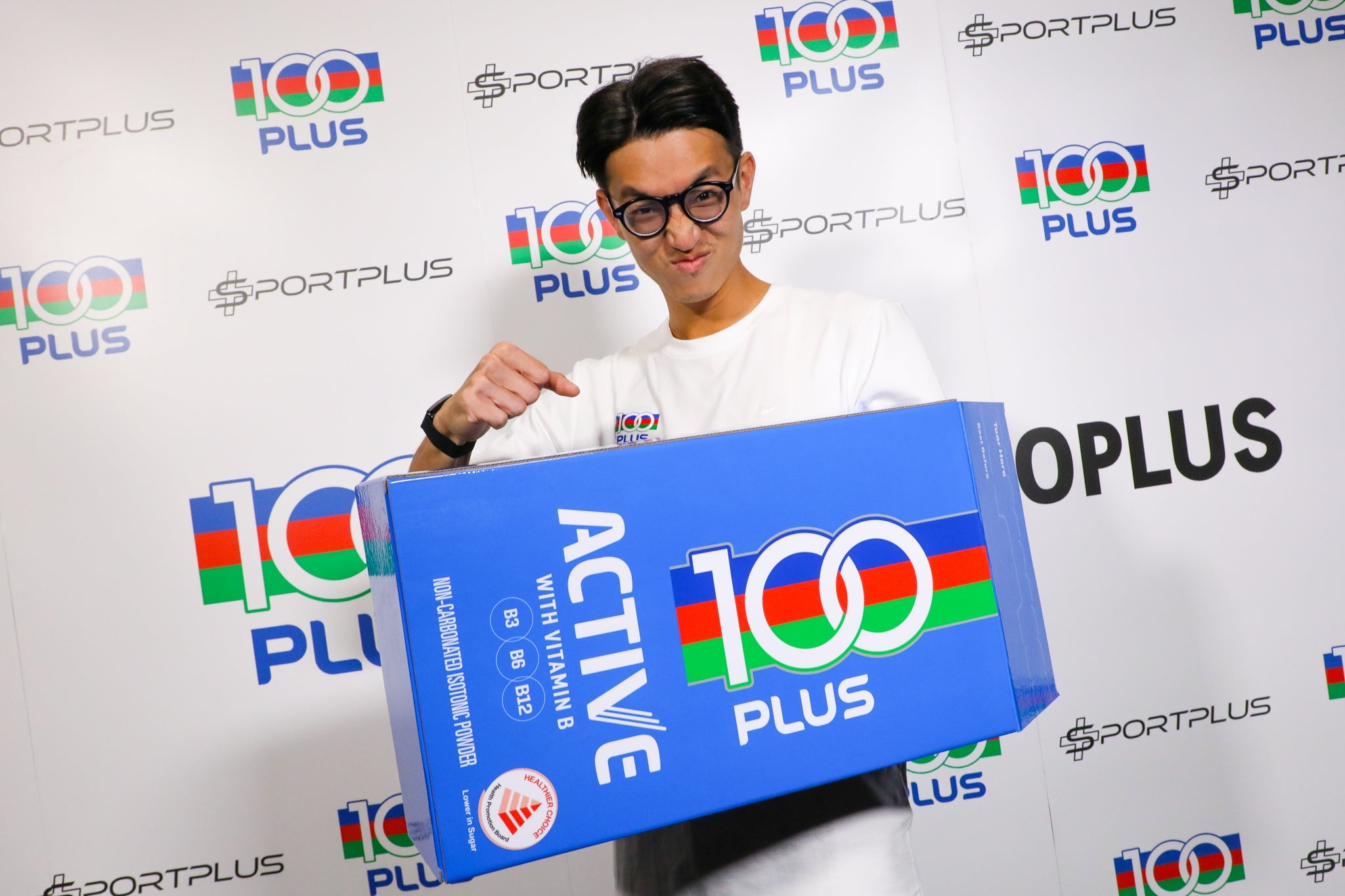 Azaria Heng : Team 100PLUS