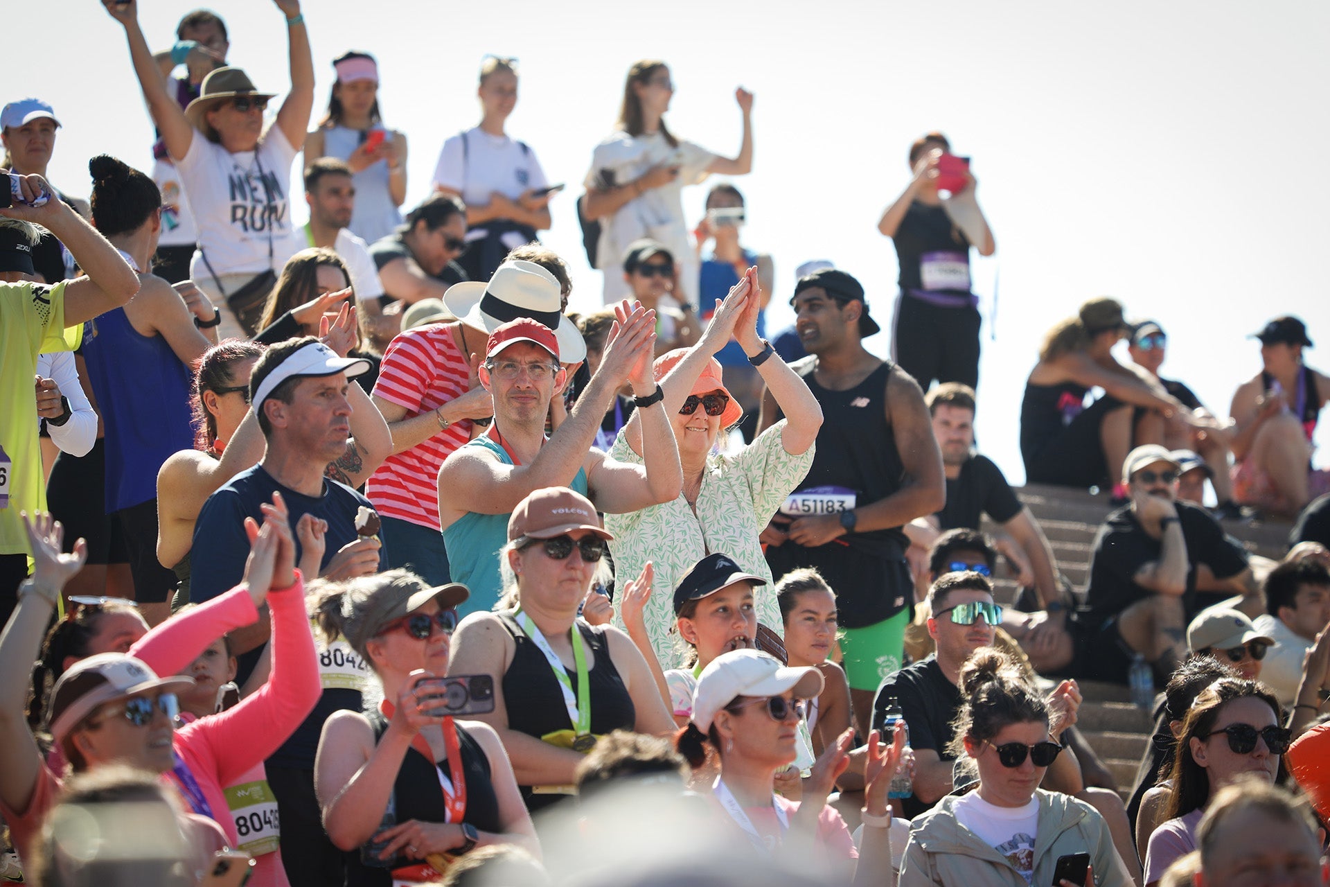 Sydney Marathon 2023: Record Breaking 40,000 Runners Cross Start Line at Milsons Point