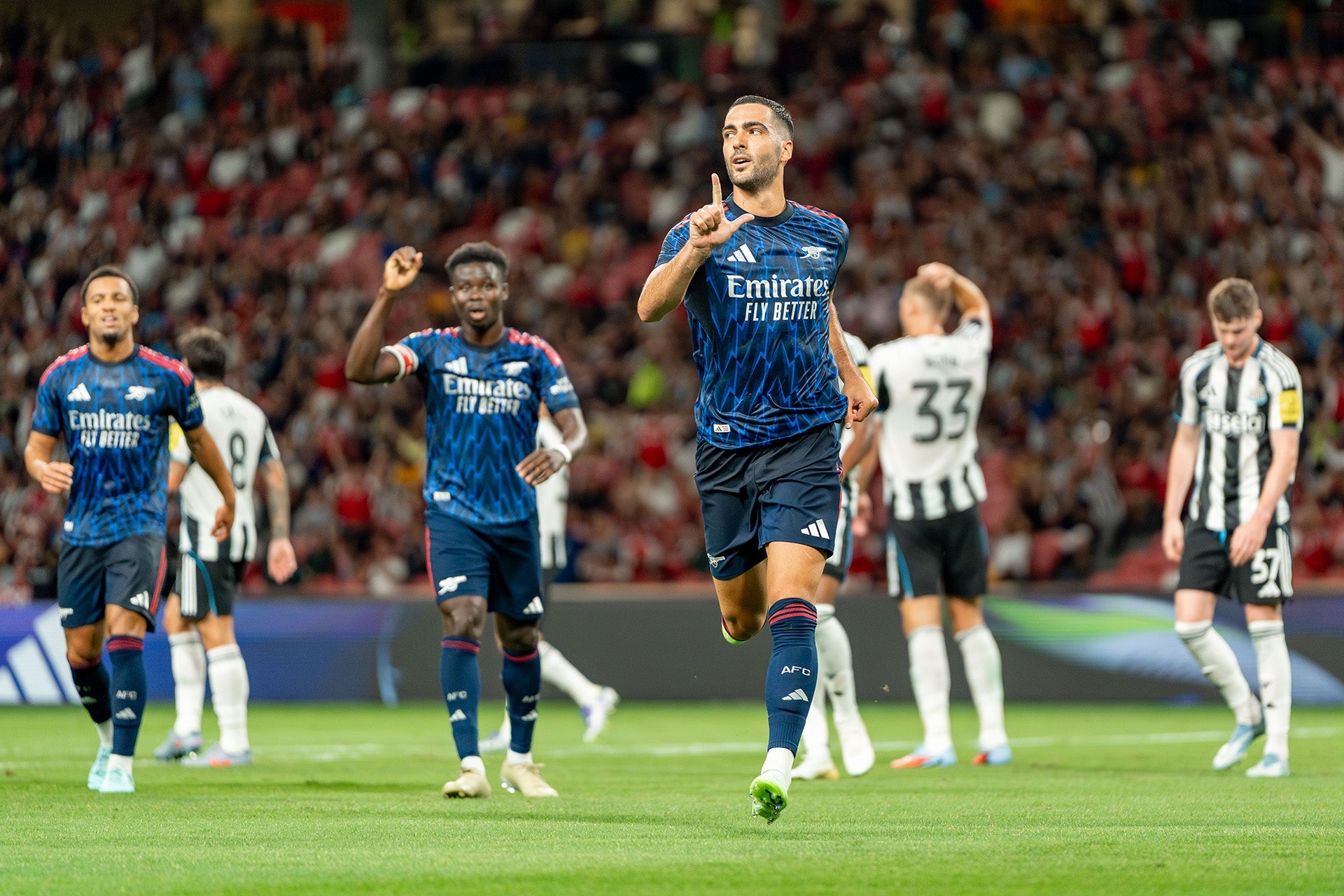 Arsenal Defeat Newcastle 3-2 in Thrilling Singapore Festival of Football Finale