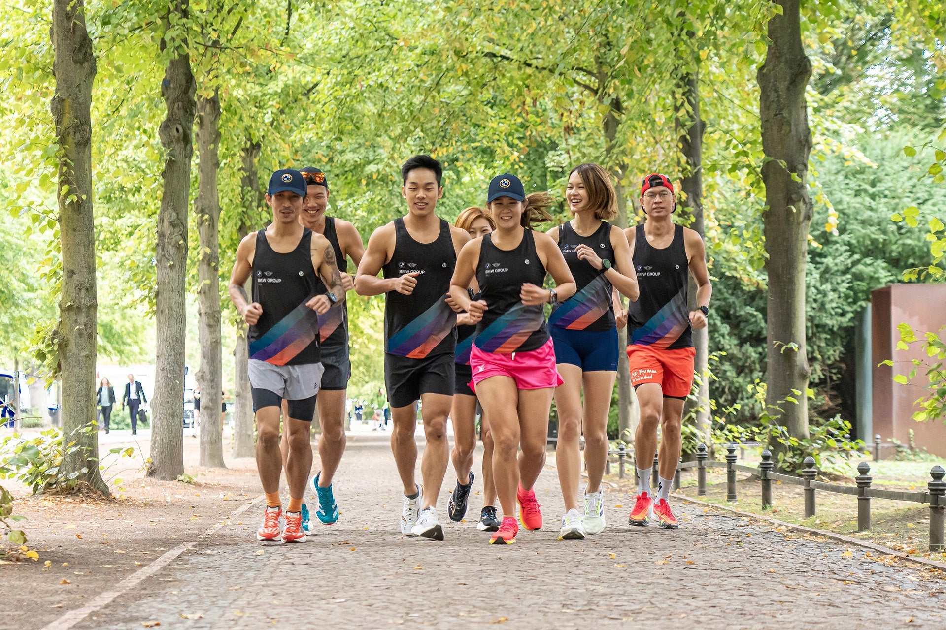 Team BMW Group Asia takes on the BMW Berlin Marathon 2023