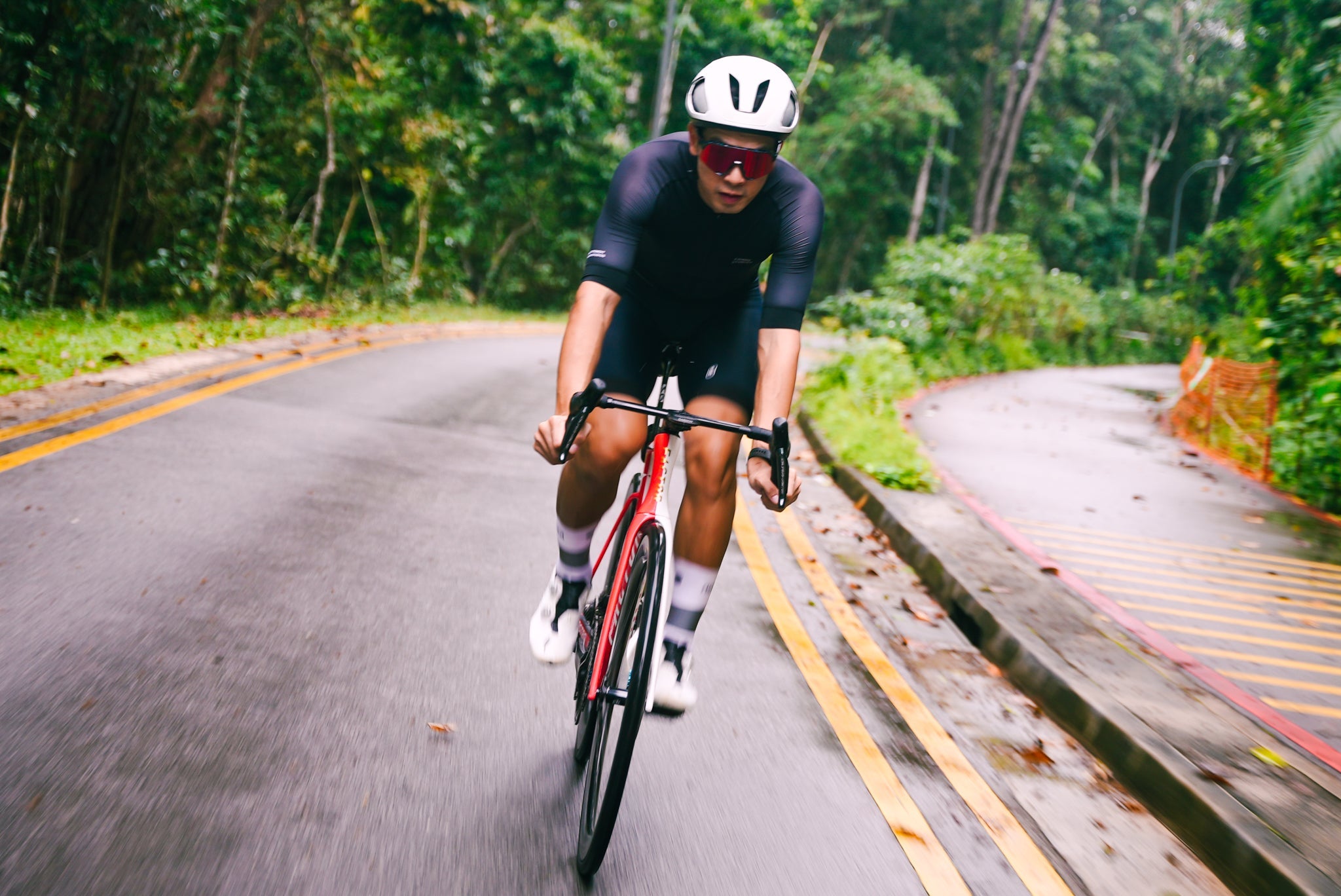 Pedal Smart: Expert Podiatrist Tips to Prevent Cycling Injuries with Team Singapore Cyclist Yeo Boon Kiak