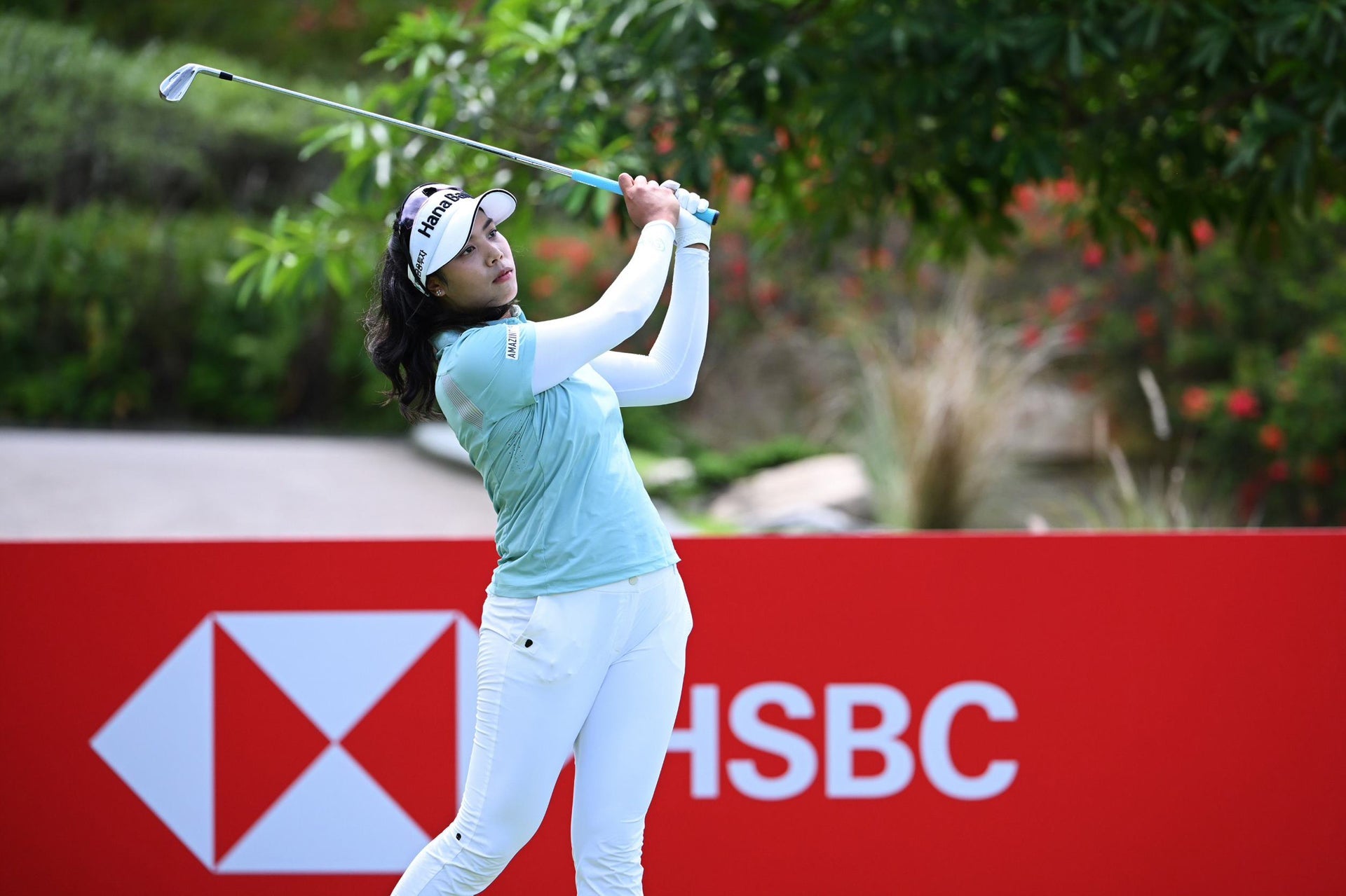 Tavatanakit finds her inner peace to take Round One lead of the HSBC Women’s World Championship