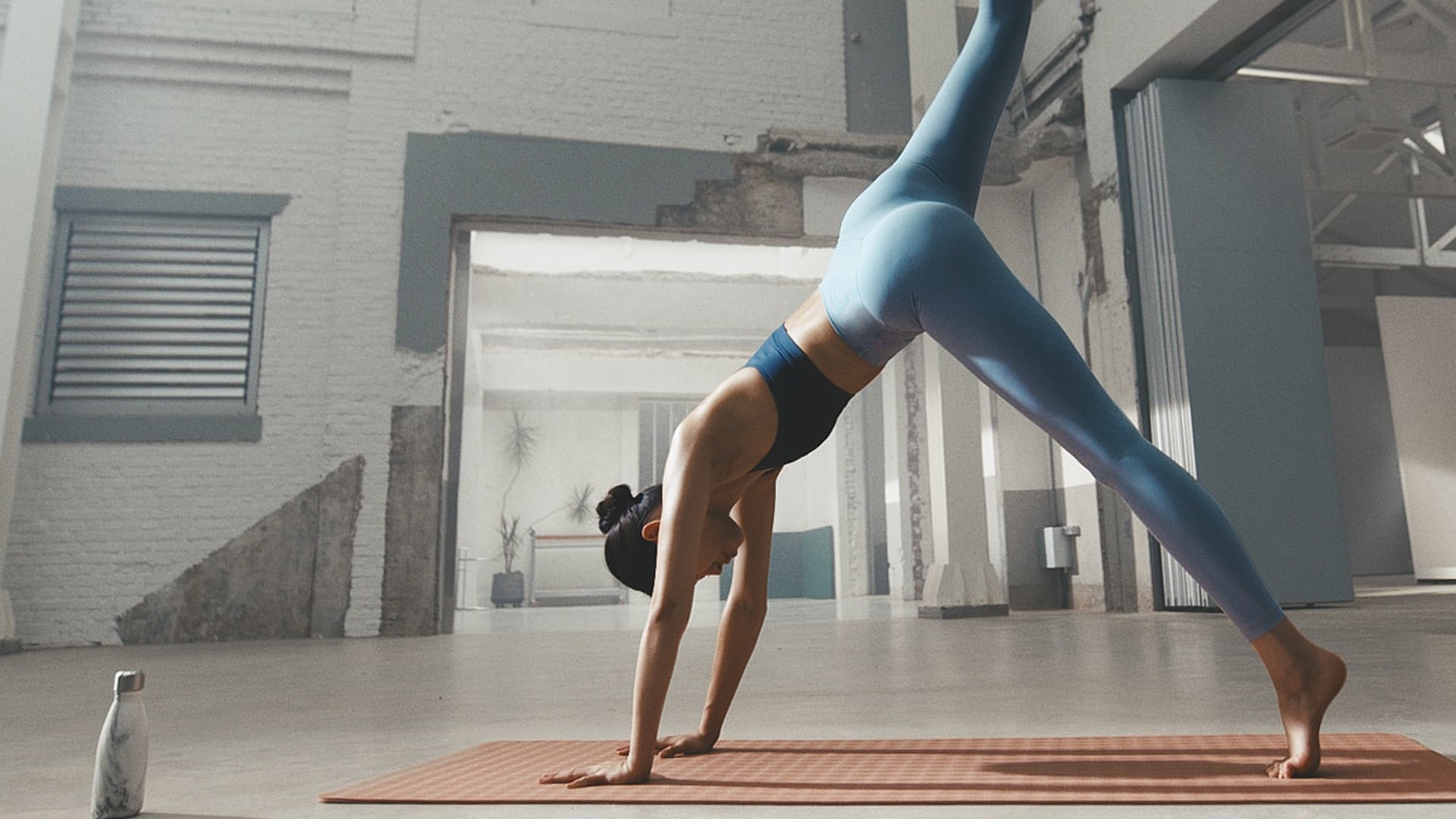 Mulawear: Move Over lululemon and Alo, Korea's Number 1 Activewear Brand Is Now in Singapore