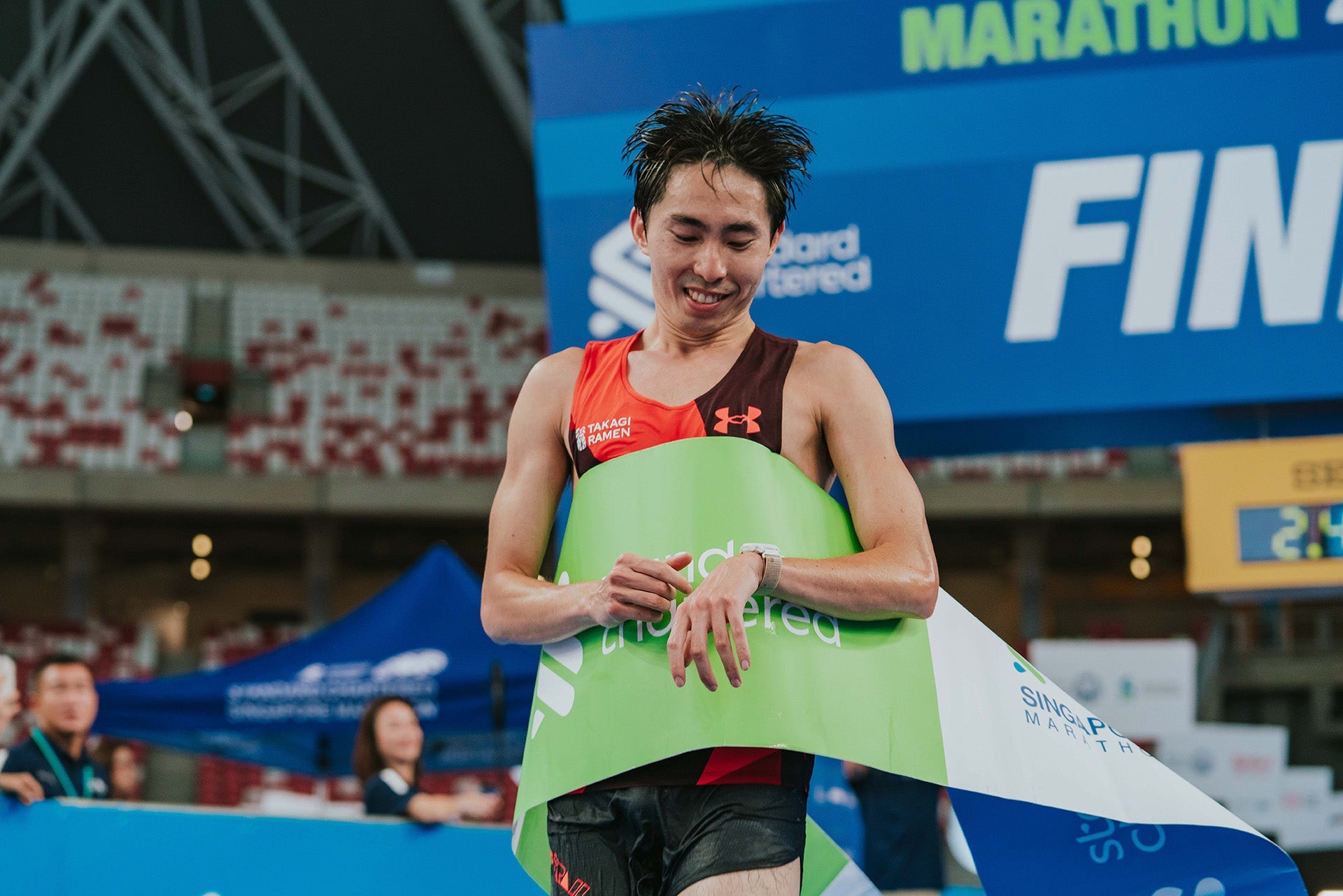 Soh Rui Yong Takes on Historic Double-Up Challenge at Standard Chartered Singapore Marathon 2025