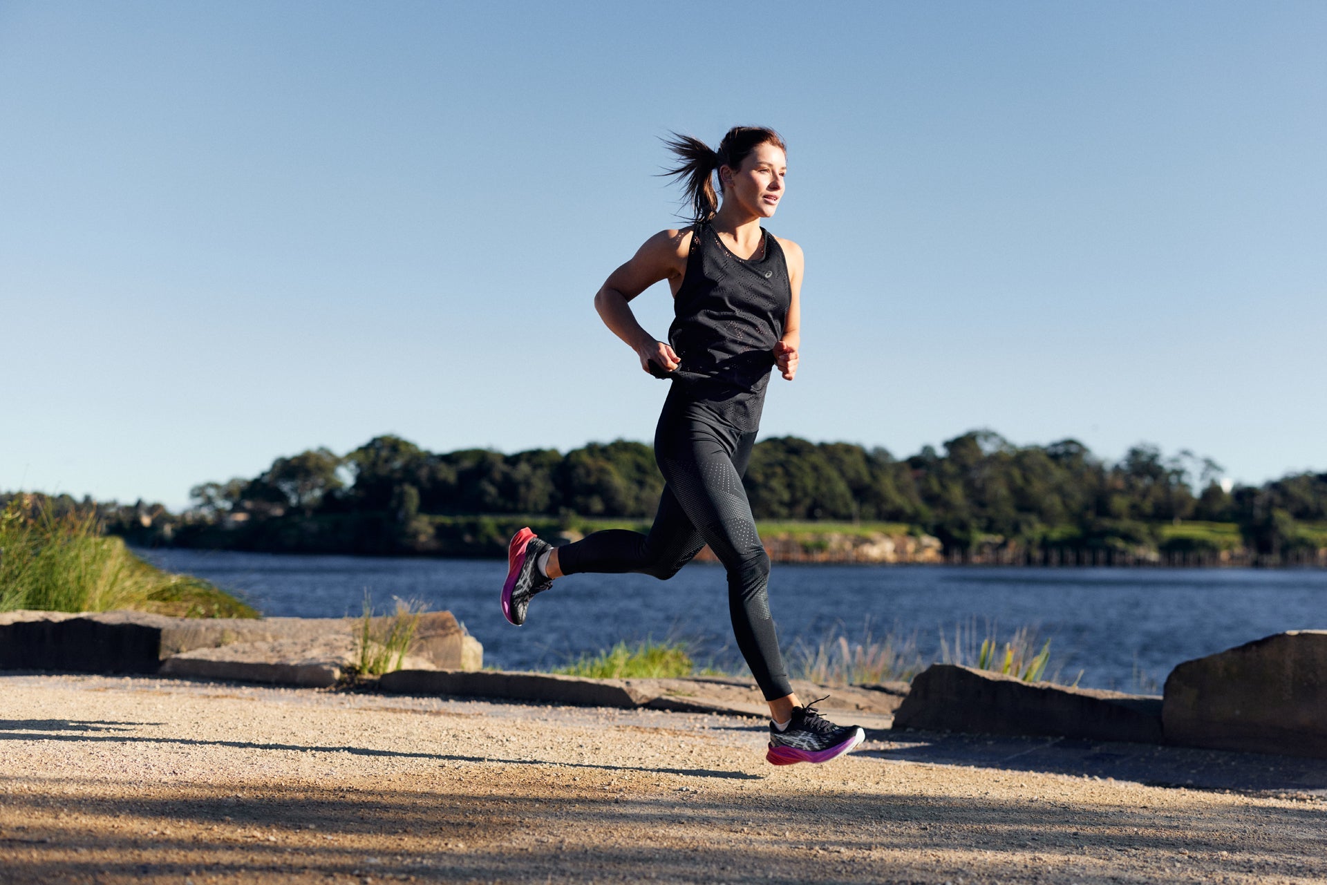 ASICS launches the AW22 ACTIBREEZE Collection, with Advanced Breathable Technology