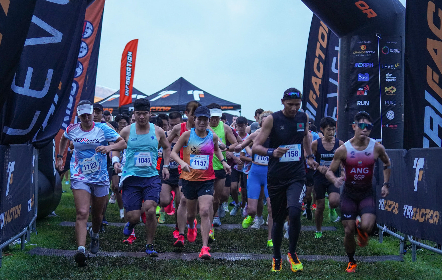 TriFactor Run and RunSwim Singapore 2024: Participants Undeterred by Oil Spill at East Coast Park as Race Concludes 