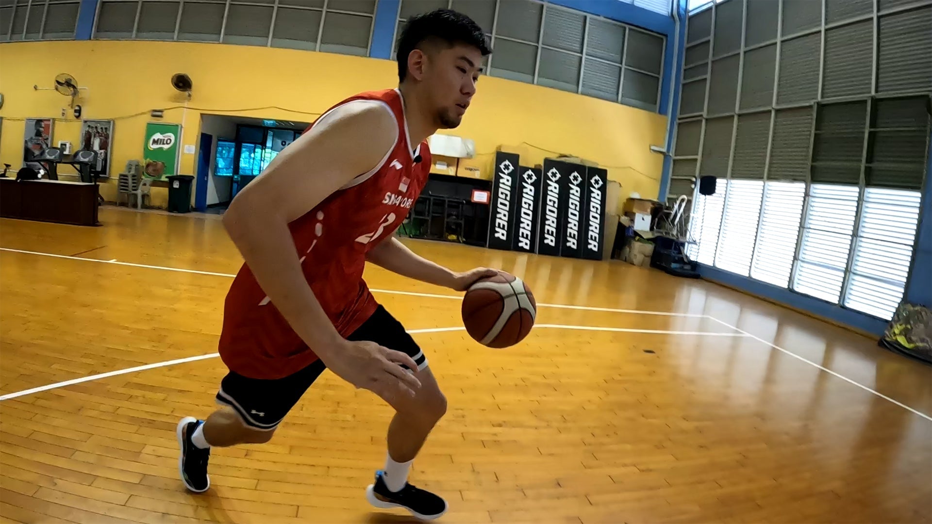 Two Offensive Basketball Dribbling Combo Moves To Beat Any Defender